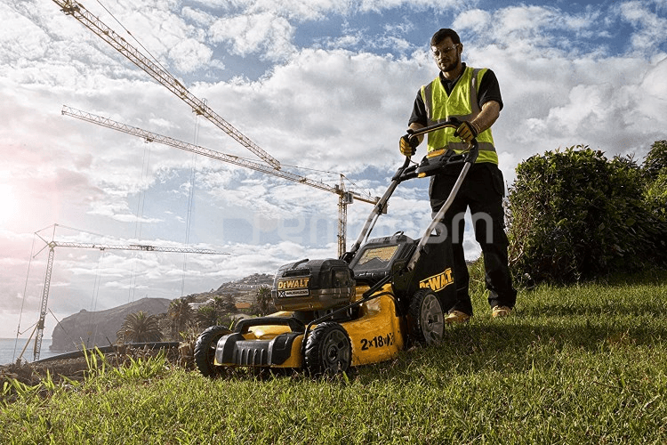 გაზონის აკუმულატორის საკრეჭი DeWalt DCMW564P2-QW 18/36V
