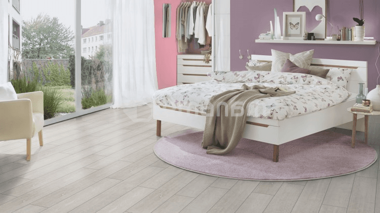 ლამინატი KronoOriginal Variostep Classic მუხა Atlas 1285x192x10 მმ. AC4/32
