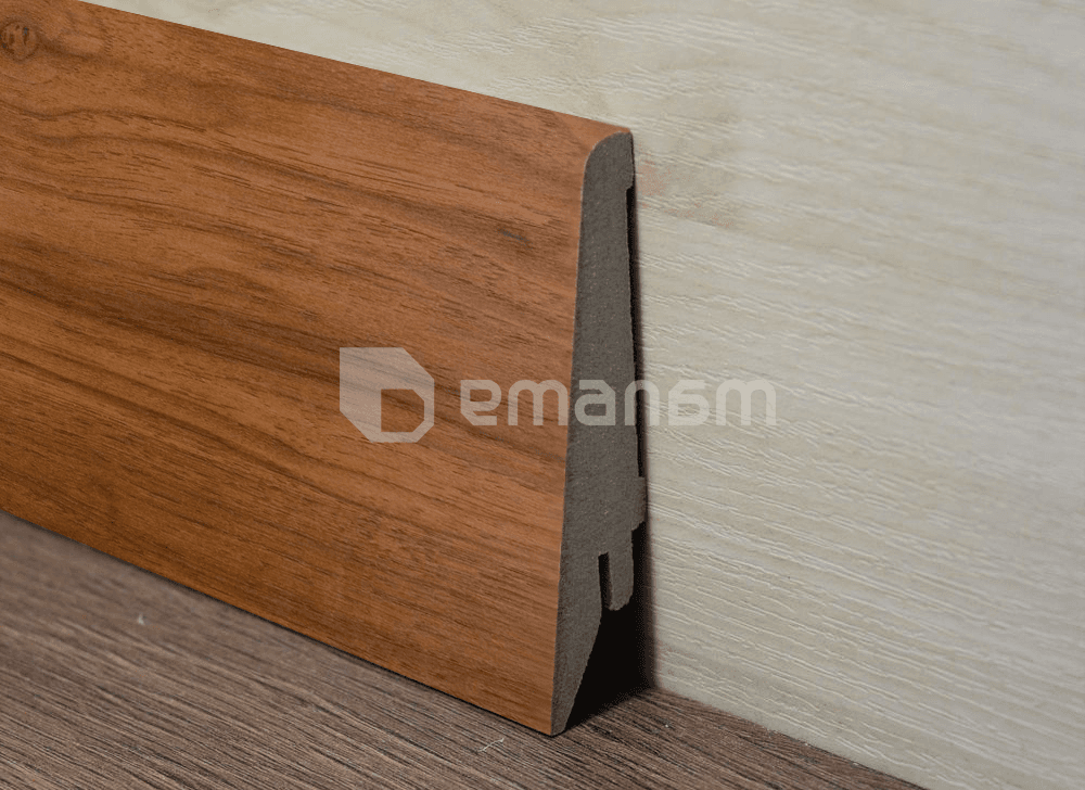 პლინტუსი Super Profil ПП1682 Pecan 2800x21x80