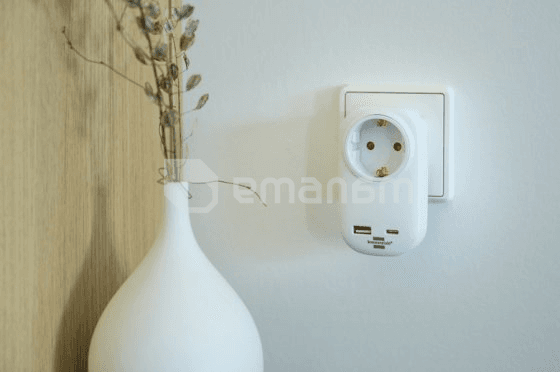 ადაპტერი Brennenstuhl USB А და C max18W თეთრი