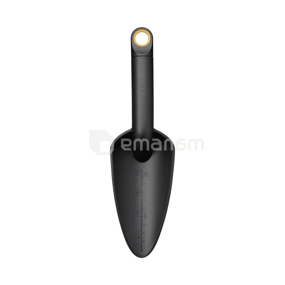 პლასტმასის ნიჩაბი Fiskars Solid 1071899